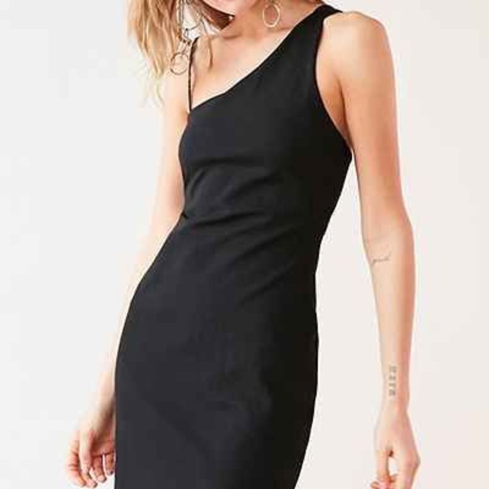 NWT l Silence + Noise Black Ponte Mini Dress